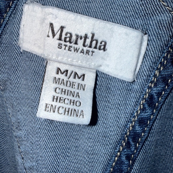 Cute lightweight gardening bibs by Martha Stewart - Picture 3 of 3